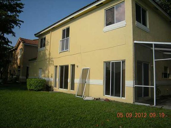 3rd image of 11285 Lakeview Dr #35-J