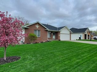 2010 Country Meadows Pl Beatrice NE 68310 Zillow