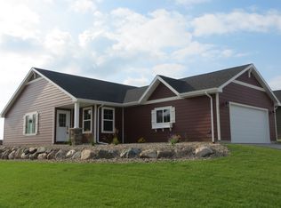 2210 Rio Grande Ave, Brookings, SD 57006