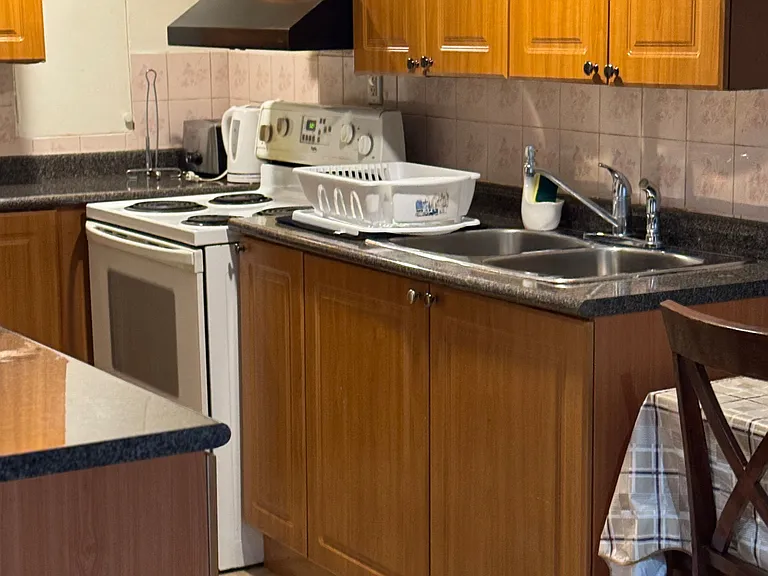 88 Grayson Cres #BASEMENT — Photo 5