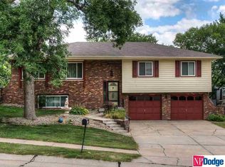 7411 S 47th St, Omaha, NE 68157