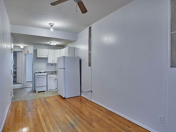 2nd image of 517 3rd Ave