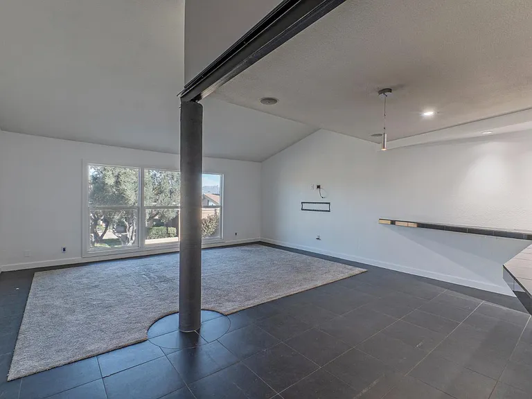 7931 E San Miguel Ave #8 — Photo 5