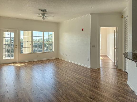 4th image of 3707 Conroy Rd APT 1731