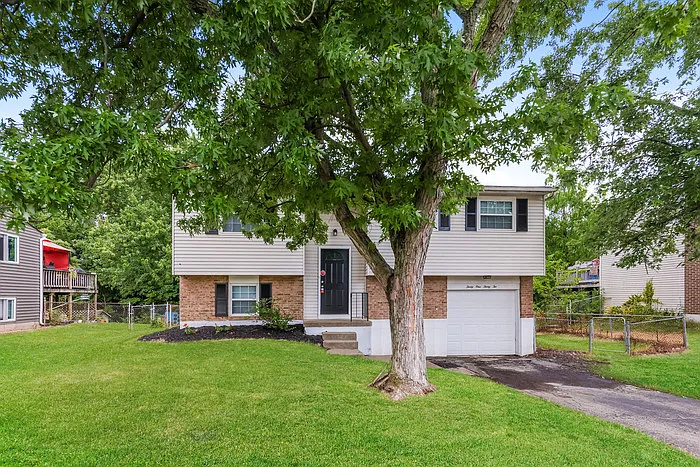 3132 Dorf Dr — Photo 1