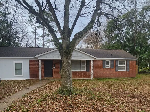 1025 Gaddis Ave, Prattville, AL 36066