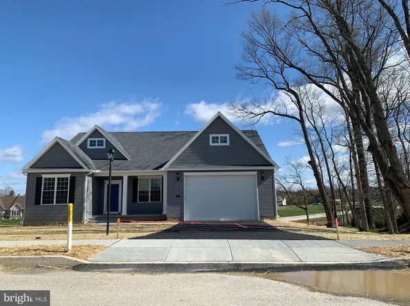 116 Quartz Ridge Rd #32, Hanover, PA 17331