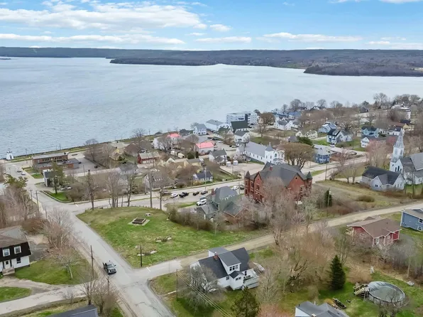 33 Church St, Digby, NS B0V 1H0