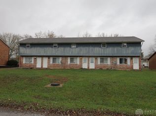 7624 Rosewood Dr, Blanchester, OH 45107