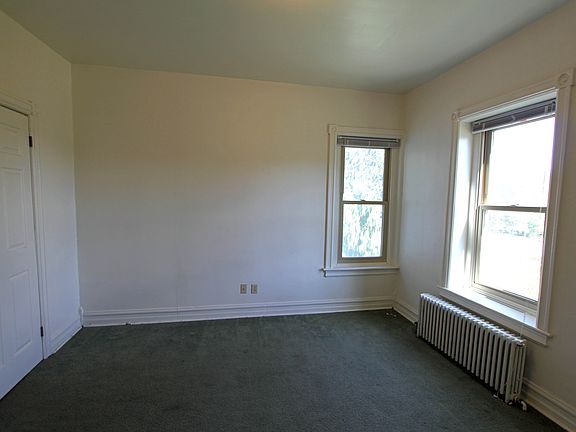 Bedroom One (View One)