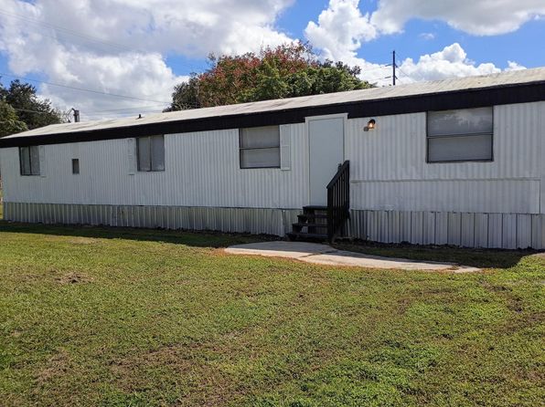 709 Weyand Rd