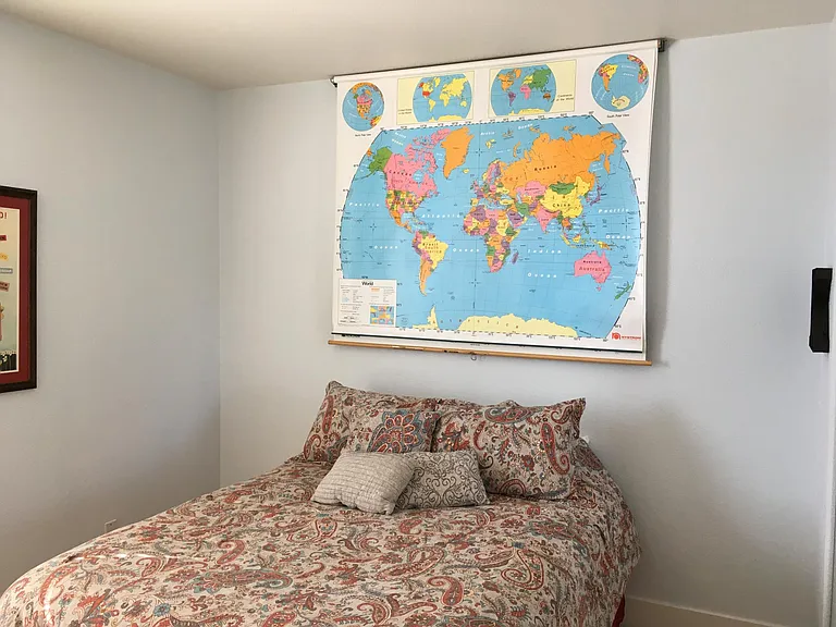 Guest bedroom
