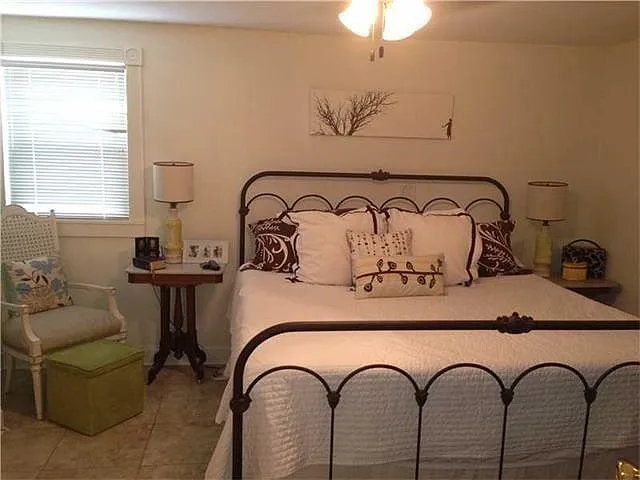 6431 Marshal Foch St — Photo 3