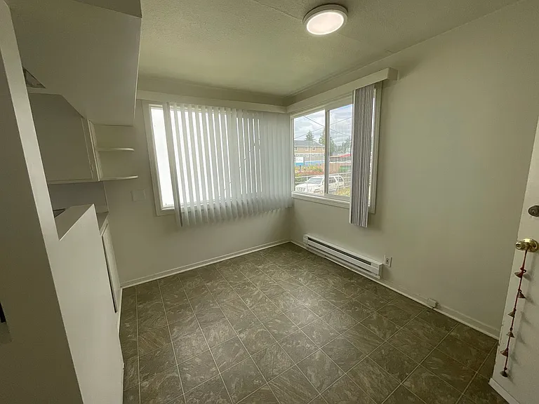 2084 Main St — Photo 6