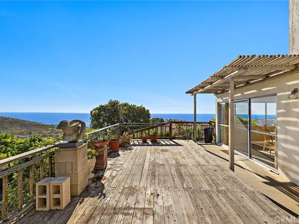2555 Temple Hills Dr, Laguna Beach, CA 92651
