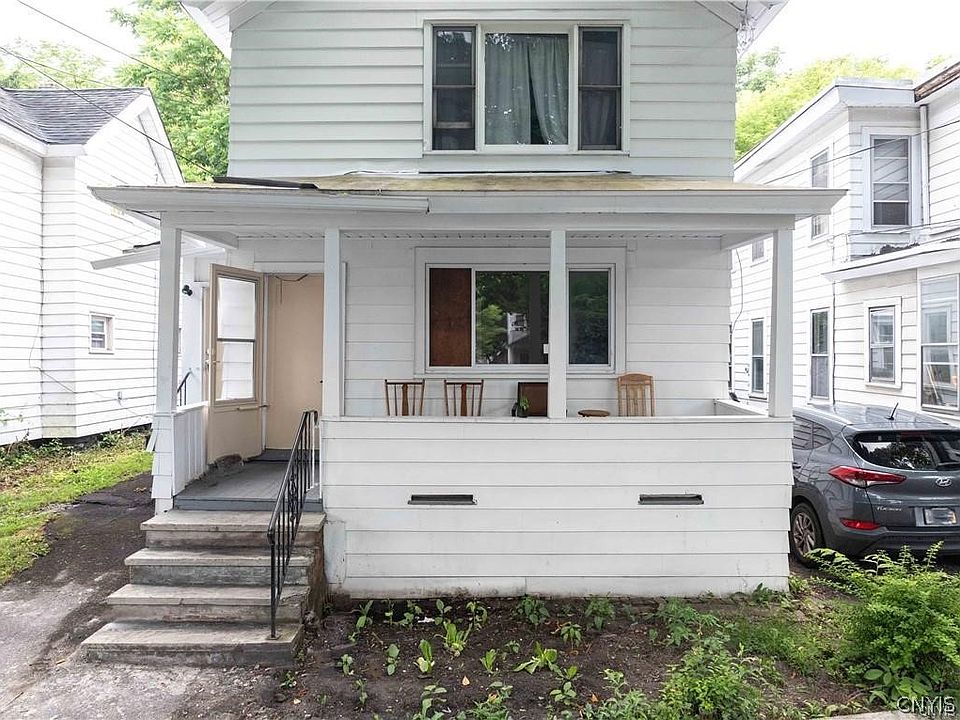 1st image of 209 Lakeview Ave