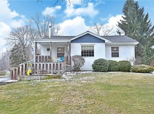 8878 Woodland Dr, Youngstown, OH 44514