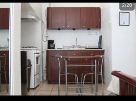 2068 Calle McLeary