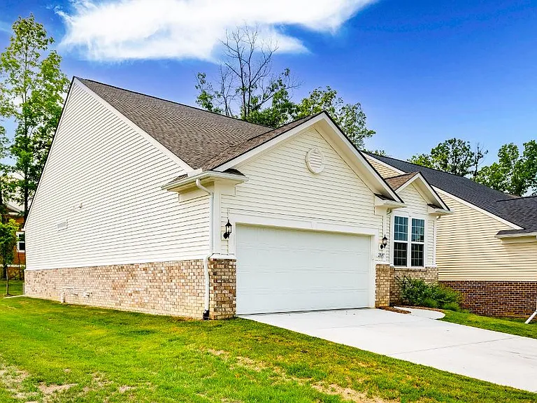 2801 Dillon Dr — Photo 25