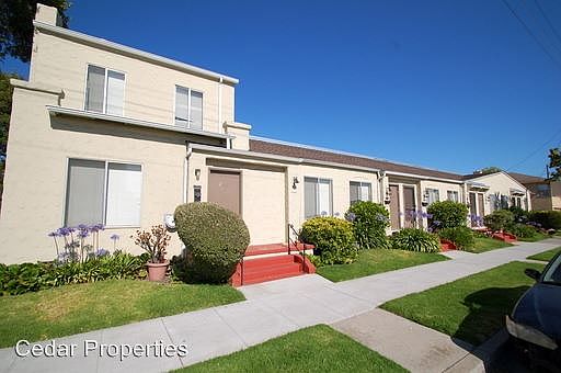 1st image of 2625 Sacramento St
