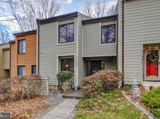 11508 Hearthstone Ct, Reston, VA 20191