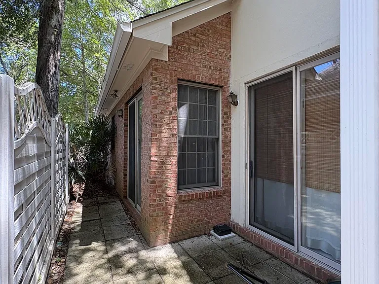 1661 Vintage Ridge Ct — Photo 47