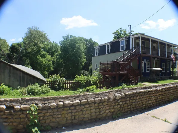 51 Main Street, Thompson, CT 06255