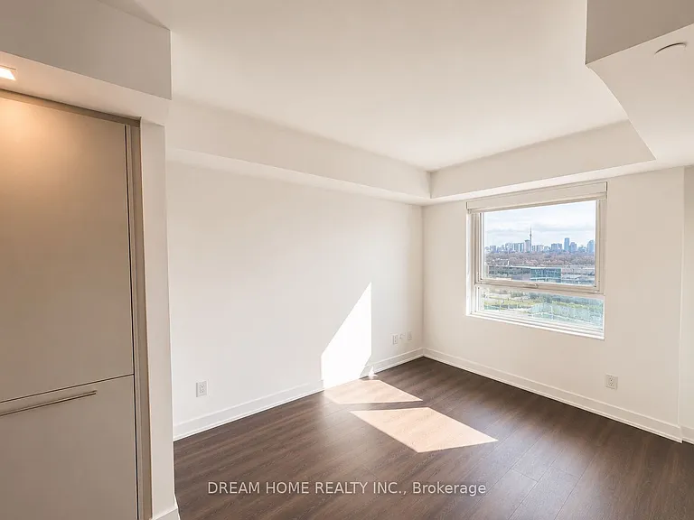 609 Sherbourne St #906 — Photo 4