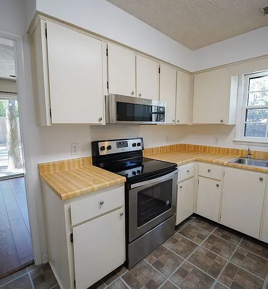 11 Brandy Ln — Photo 13
