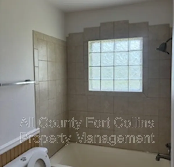 1990 Dorset Dr — Photo 21