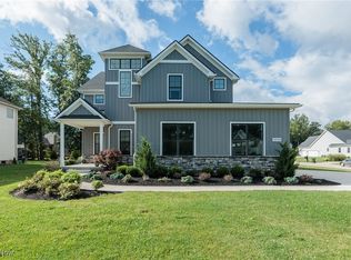 30399 Greenview Pkwy, Westlake, OH 44145