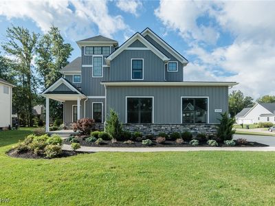 30399 Greenview Pkwy, Westlake, OH, 44145
