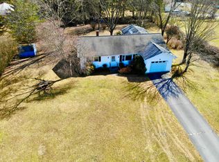 26 Elizabeth Rd, Beach Lake, PA 18405