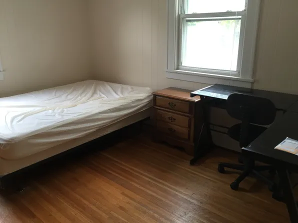 105 Rossiter Rd, Rochester, NY 14620