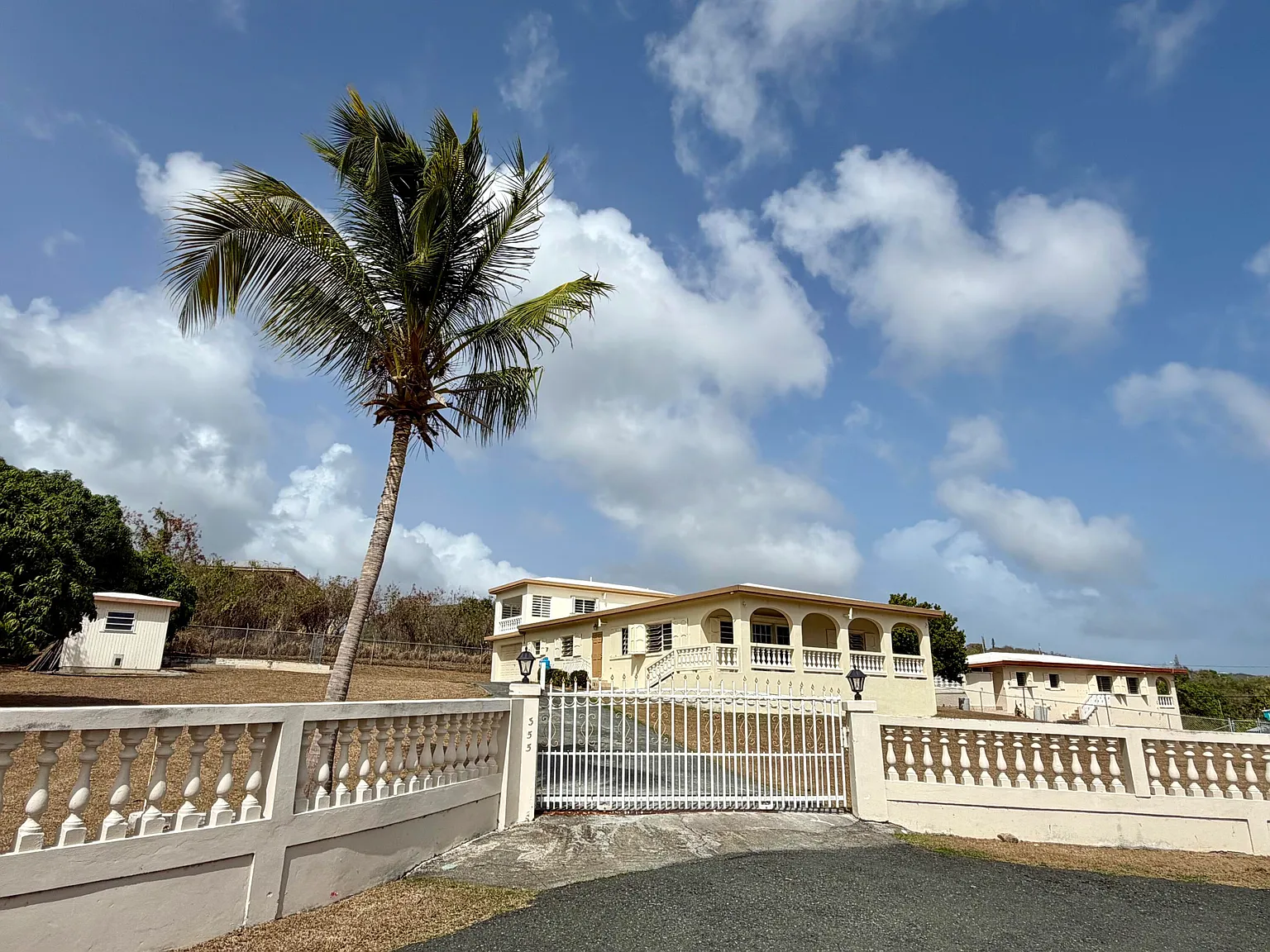 3 bed, $3,500 — Photo 2