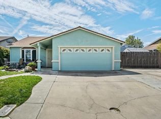 1322 Carla Ct, Ripon, CA 95366