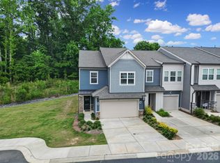 516 Madison Falls Ct, Fort Mill, SC 29708