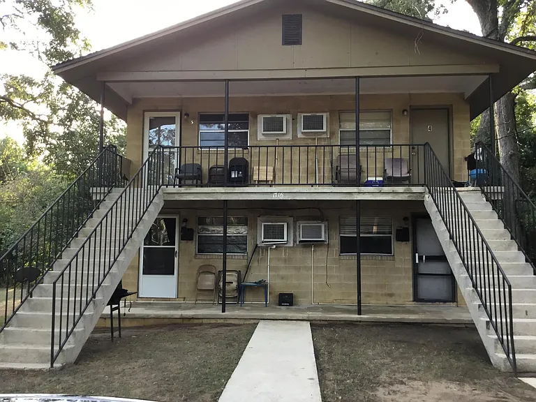 1716 Saxon St #2 — Photo 1