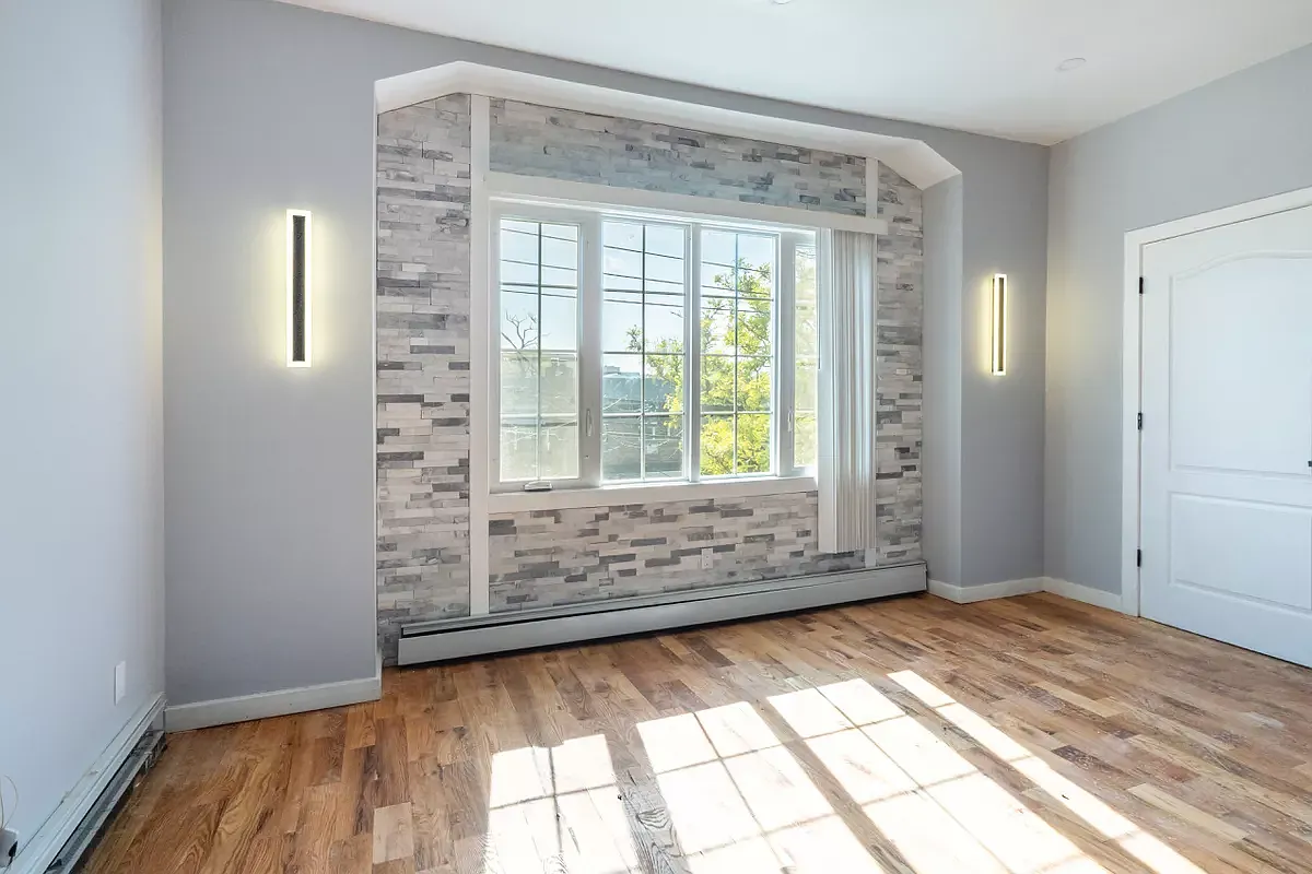 3492 Kingsland Avenue — Photo 3