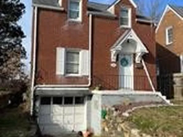2105 Victoria Ave, Arnold, PA 15068