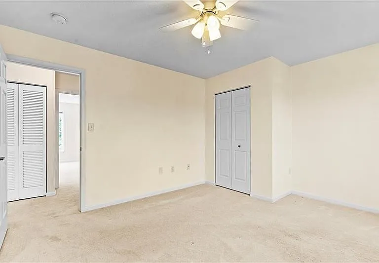 510 Village Green Blvd W — Photo 18