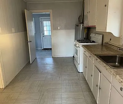 830 S Lyon St, Sherman, TX 75090 - 1 — Photo 4