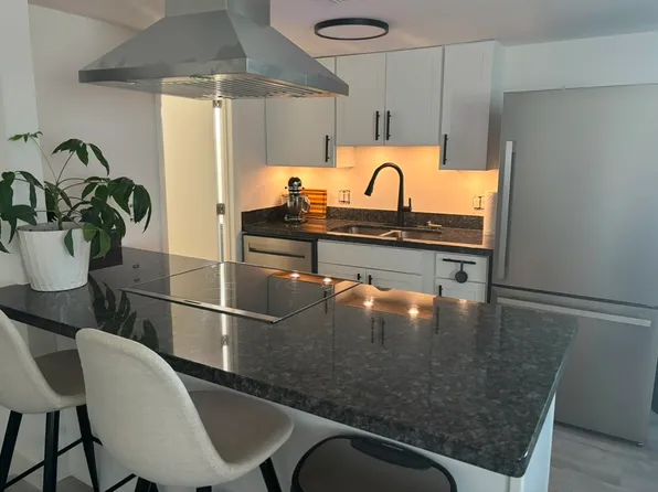 1219 N 47th Pl, Phoenix, AZ 85008