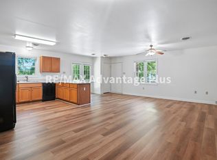 809 Griffin Blvd #B, Farmville, VA 23901