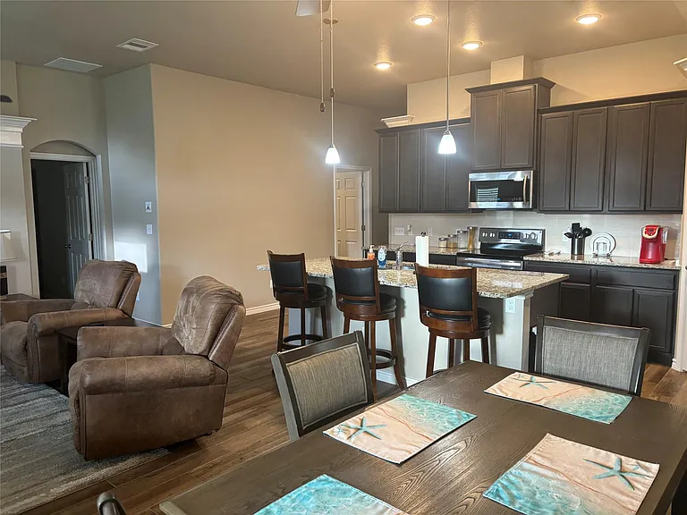 7510 Loyd Neal Dr — Photo 8