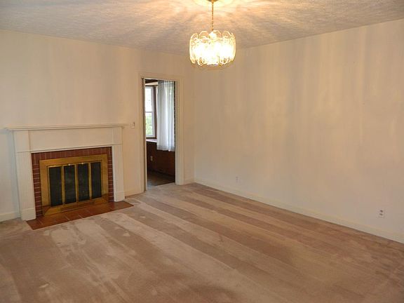 3rd image of 1110 Culbert Dr