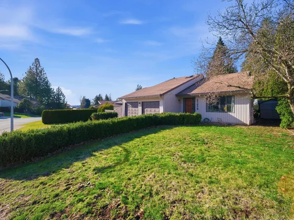 34949 Everett Dr, Abbotsford, BC V2S 7R9