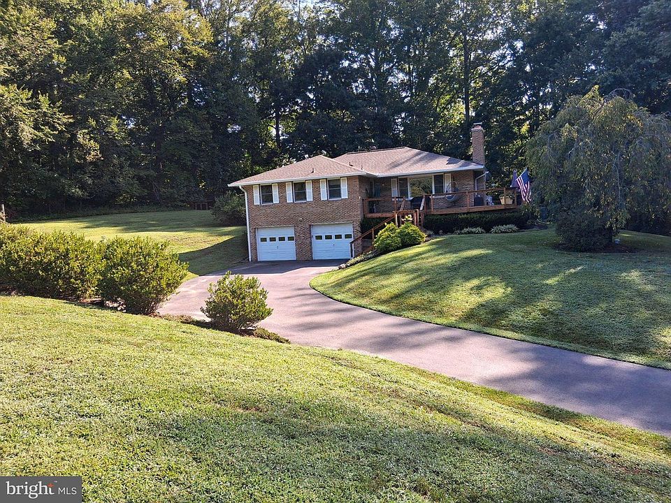 1st image of 1921 Haven Ln