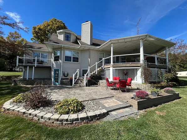 14705 Woodbridge Rd, Camden, MI 49232