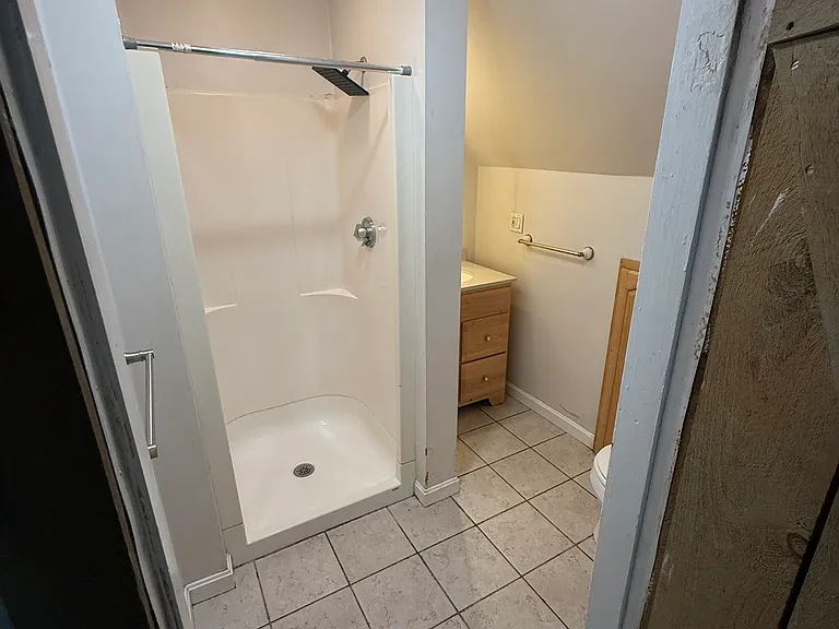 6 Cross St #1 — Photo 13